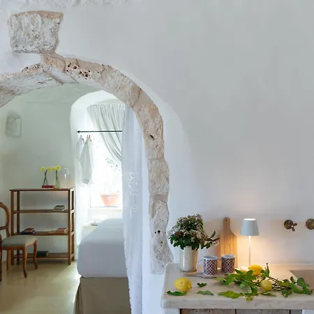 Agriturismo Masseria Aprile Locorotondo Exterior photo