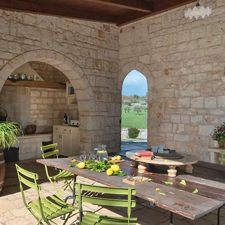 Agriturismo Masseria Aprile Locorotondo Exterior photo
