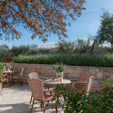 Agriturismo Masseria Aprile Locorotondo Exterior photo